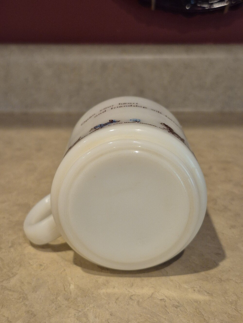 Vintage Holly Hobbie Milk Glass Mug with Blue Sunbonnet Girl and Cats 1972 - Picture 5 of 9